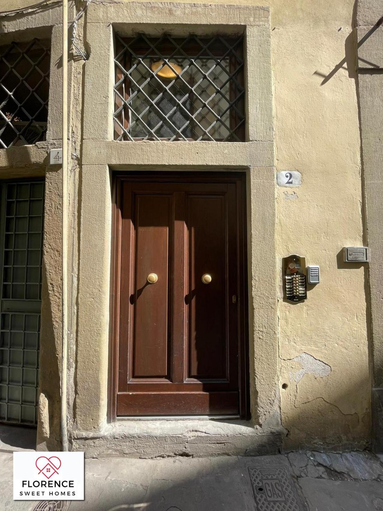 Santa Croce Historical By Sweet Homes Apartamento Florença